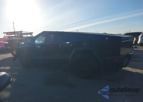 2024 Tesla Cybertruck Cyberbeast z USA, uszkodzony, nr VIN 7G2CEHEE5RA019699